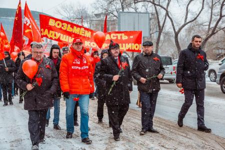 Коммунисты Приморского края отметили 99-ую годовщину Великой Октябрьской социалистической революции