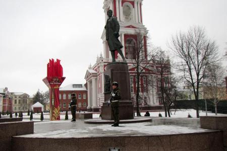 В Тамбове прошли траурные мероприятия, посвященные 75-й годовщине со дня гибели Зои Космодемьянской