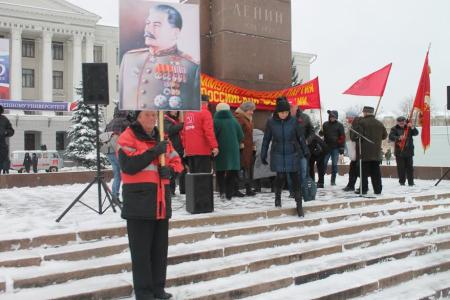 Очередную годовщину Великой Октябрьской социалистической революции отметили в Пскове