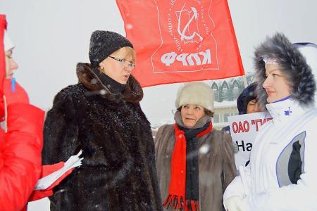 Барнаульские коммунисты поддержали требования пикета проектировщиков