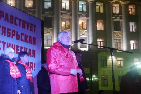 Липецк. По главным улицам праздничным маршем