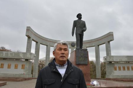 Коммунисты Калмыкии отметили 106-ю годовщину со дня рождения Героя Советского Союза Басана Городовикова