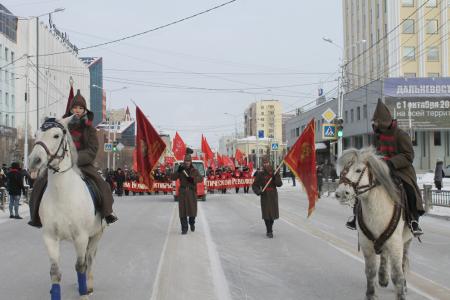 Борьба за интересы народа и Родины продолжается! Демонстрация и митинг 7 ноября в Якутии