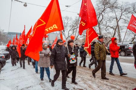 Коммунисты Приморского края отметили 99-ую годовщину Великой Октябрьской социалистической революции
