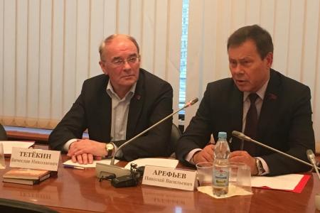 В.Н. Тетёкин: Независимые экономисты и предприниматели считают, что нынешний курс власти имеет тупиковый характер