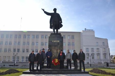 Астраханские коммунисты почтили память борцов за советскую власть
