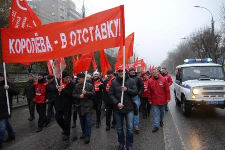 Липецк. По главным улицам праздничным маршем