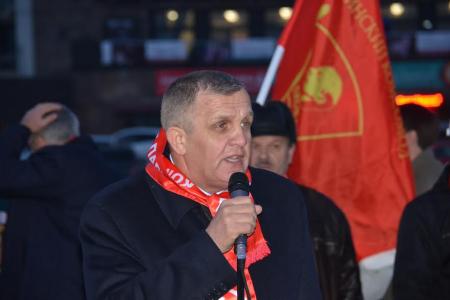«Мы – не рабы!»: На митинге в Ростове шахтеры исполнили свой «гимн»