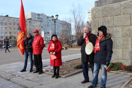 Праздник Великого Октября в Магадане