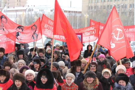 Борьба за интересы народа и Родины продолжается! Демонстрация и митинг 7 ноября в Якутии