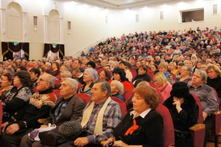 Коммунисты Кургана чествовали Героя Социалистического Труда Ю.И. Набатникова