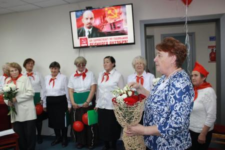 В Тюменском обкоме КПРФ прошёл торжественный вечер, посвящённый 99-ой годовщине Великого Октября