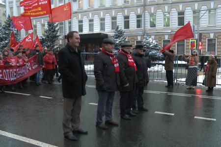 Мы должны донести до каждого Величие Октября 1917 года! Подмосковные коммунисты приняли участие в шествии и митинге в столице