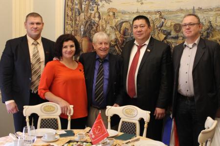 Город-герой Волгоград. Депутат-коммунист Евгений Шаманаев провел встречу с делегацией Левой партии Германии