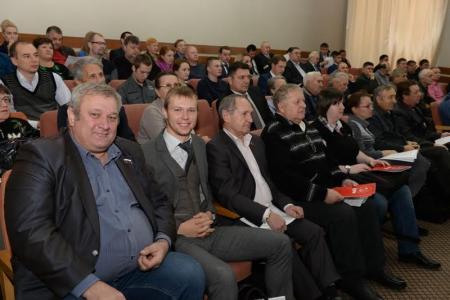 В Новосибирске начал работу IX Пленум обкома КПРФ
