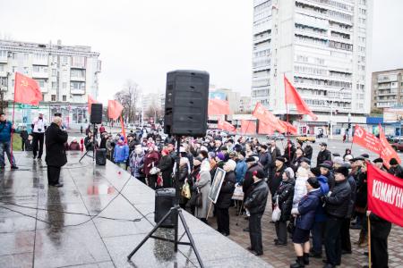 Компартия Луганской народной республики достойно отметила 99-ю годовщину Великого Октября