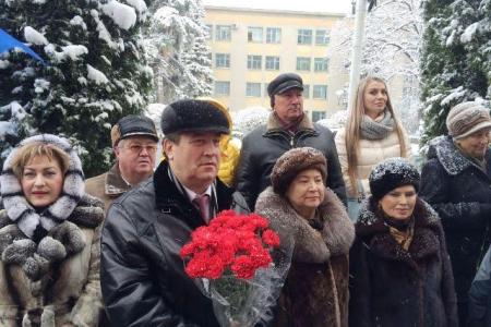 Лидер ставропольских коммунистов Виктор Гончаров: Маршал Победы был советским маршалом!