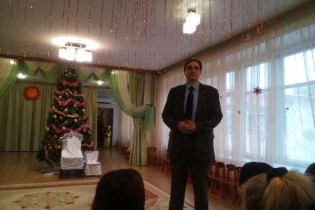 Орловские коммунисты стали гостями на праздничных утренниках в детском саду