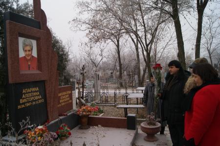 Волгоградская область. Коммунисты и активисты женского движения в День матери организовали праздник для женщин и детей