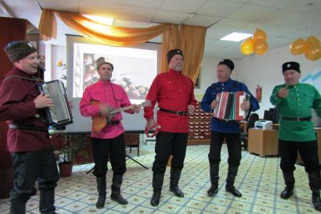 Курганские коммунисты приняли участие в праздновании юбилея библиотеки имени М.А.Шолохова