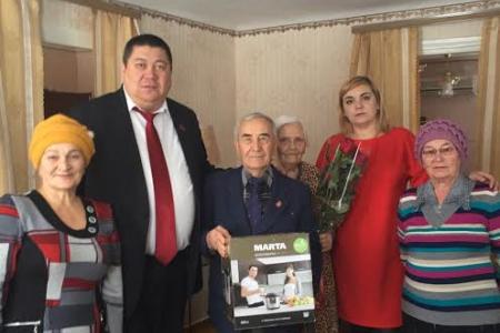 Город-герой Волгоград. Депутат-коммунист Евгений Шаманаев провёл приём граждан города Дубовка