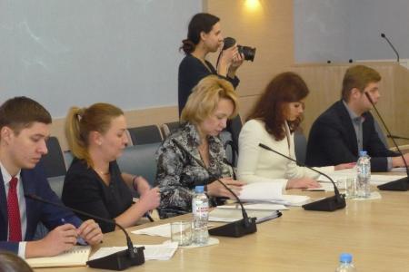Московские коммунисты выступили в защиту детского сада в районе Аэропорт. Депутат Мосгордумы Леонид Зюганов обратился с требованием сохранить дошкольное учреждение в Правительство Москвы