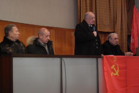 В Севастополе состоялась научно-историческая конференция «Подвиг героев не забыть!», призванная не допустить строительства парка «исхода» белых войск