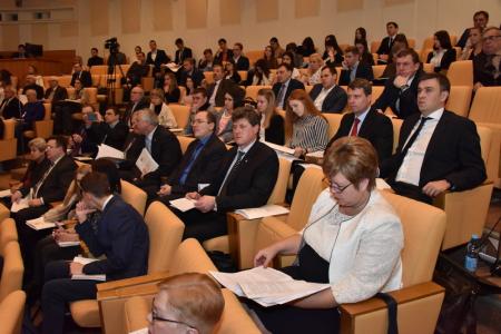 Комитет Госдумы по аграрным вопросам провел «круглый стол» на тему «Приоритетные направления законодательного обеспечения развития молочного животноводства до 2020 года»