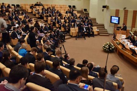 Г.А. Зюганов предложил сменить бюджетные приоритеты ради молодёжи