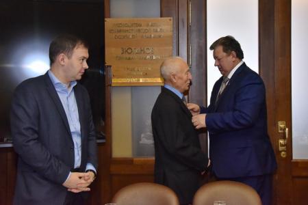 Группа министров СССР награждена памятными медалями ЦК КПРФ «75 лет битве под Москвой»