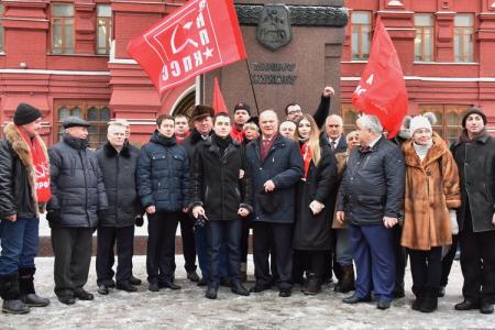 Г.А. Зюганов: Уверен, что уникальный опыт Сталинской эпохи будет изучаться новым поколением