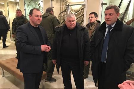 К.К. Тайсаев принял участие в открытие новогодних елок на Донбассе