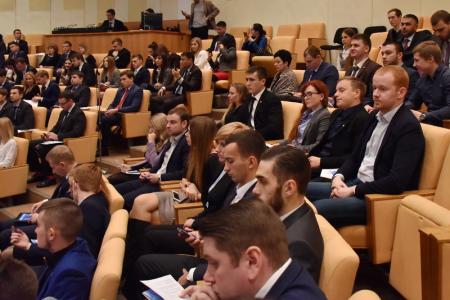 Г.А. Зюганов предложил сменить бюджетные приоритеты ради молодёжи