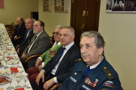 Г.А. Зюганов наградил группу участников ликвидации последствий аварии на Чернобыльской АЭС