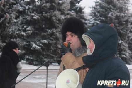 Тюменская область. Коммунисты были и остались, трудности зимы преодолев!