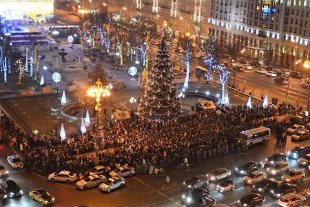 Стой и плати! Секретарь Московского горкома КПРФ В.Р. Родин о проблеме введения платных парковок
