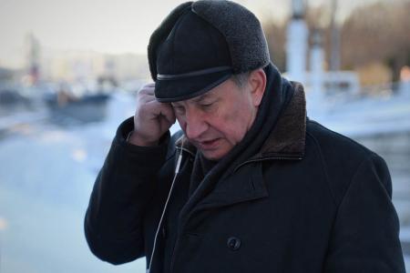 Москва. Депутаты-коммунисты приняли участие в телемосте на Горбатом мосту с протестующими шахтерами города Гуково Ростовской области