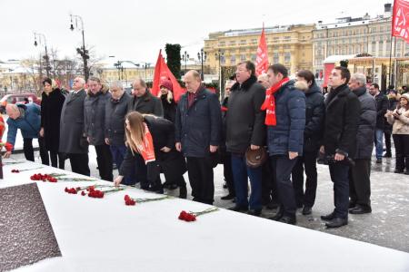 Г.А. Зюганов: Уверен, что уникальный опыт Сталинской эпохи будет изучаться новым поколением