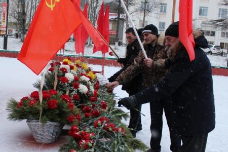 В Магадане отметили День неизвестного солдата