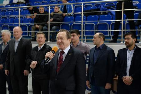 В Новосибирске состоялся IV турнир по мини-футболу «Кубок дружбы народов»