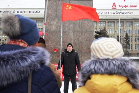Саратовские коммунисты почтили память Владимира Ильича Ленина