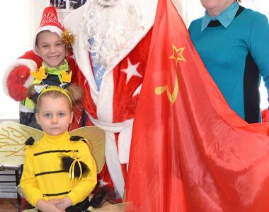 Коммунисты Калмыкии организовали новогодний утренник для детворы