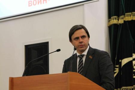 Андрей Клычков выступил на молодежном форуме в МГЛУ