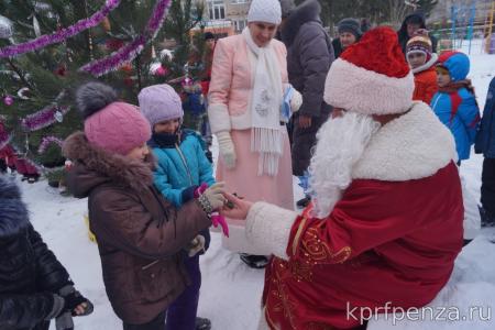 Георгий Камнев подарил кузнечанам праздник