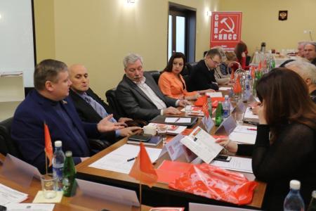 К.К. Тайсаев провел очередное заседание Секретариата Центрального Совета СКП-КПСС 
