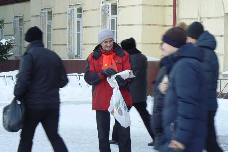 Курганские коммунисты провели пикет в честь 94-й годовщины образования СССР 