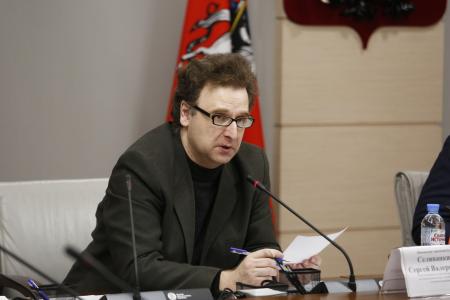 Московские коммунисты и дольщики требуют от властей контроля за работой недобросовестных застройщиков