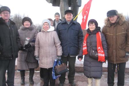 Жители Ленинградской области почтили память Владимира Ильича Ленина 