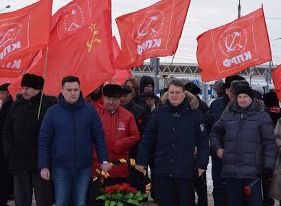 Нижегородские коммунисты почтили память Владимира Ильича Ленина 