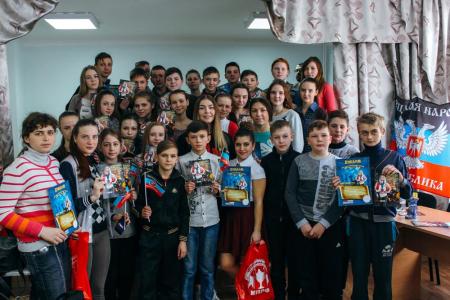 Марьяна Наумова в гостях у Коммунистической партии ДНР